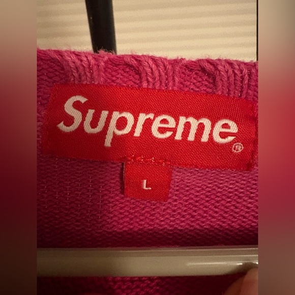 SUPREME Timeless Small Box Striped Men's Fuchsia Burgundy Hue Crewneck Sweater - Picture 4 of 5